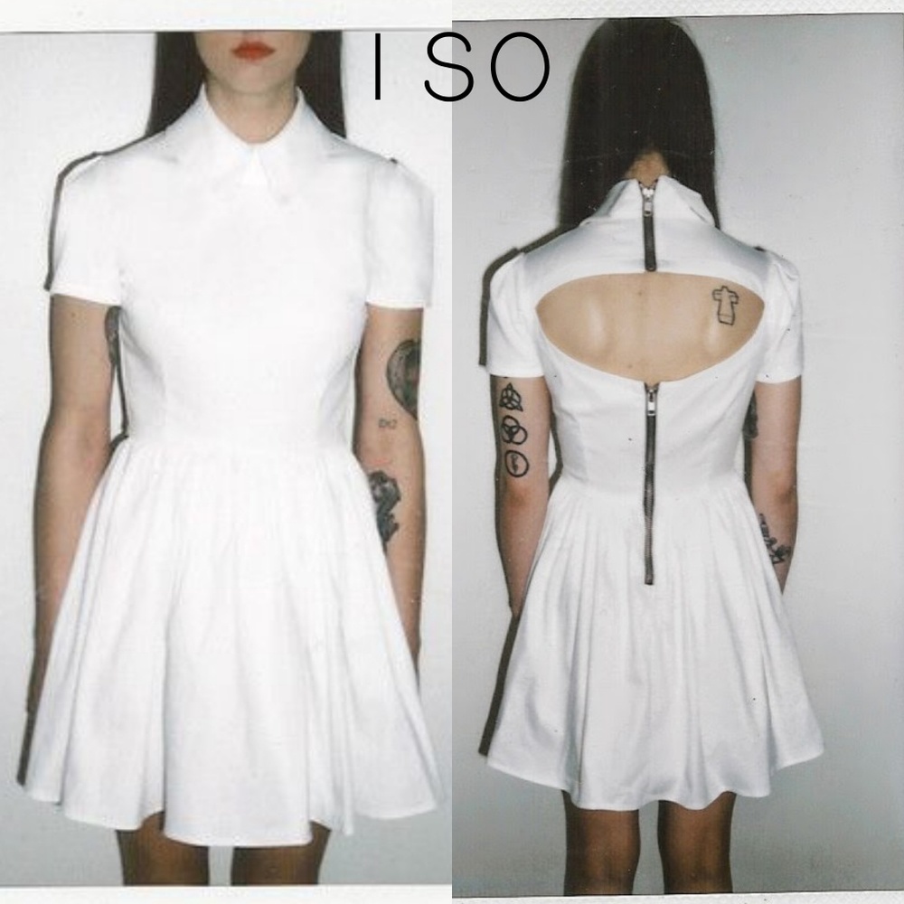 ISO deandri grady dress 💀